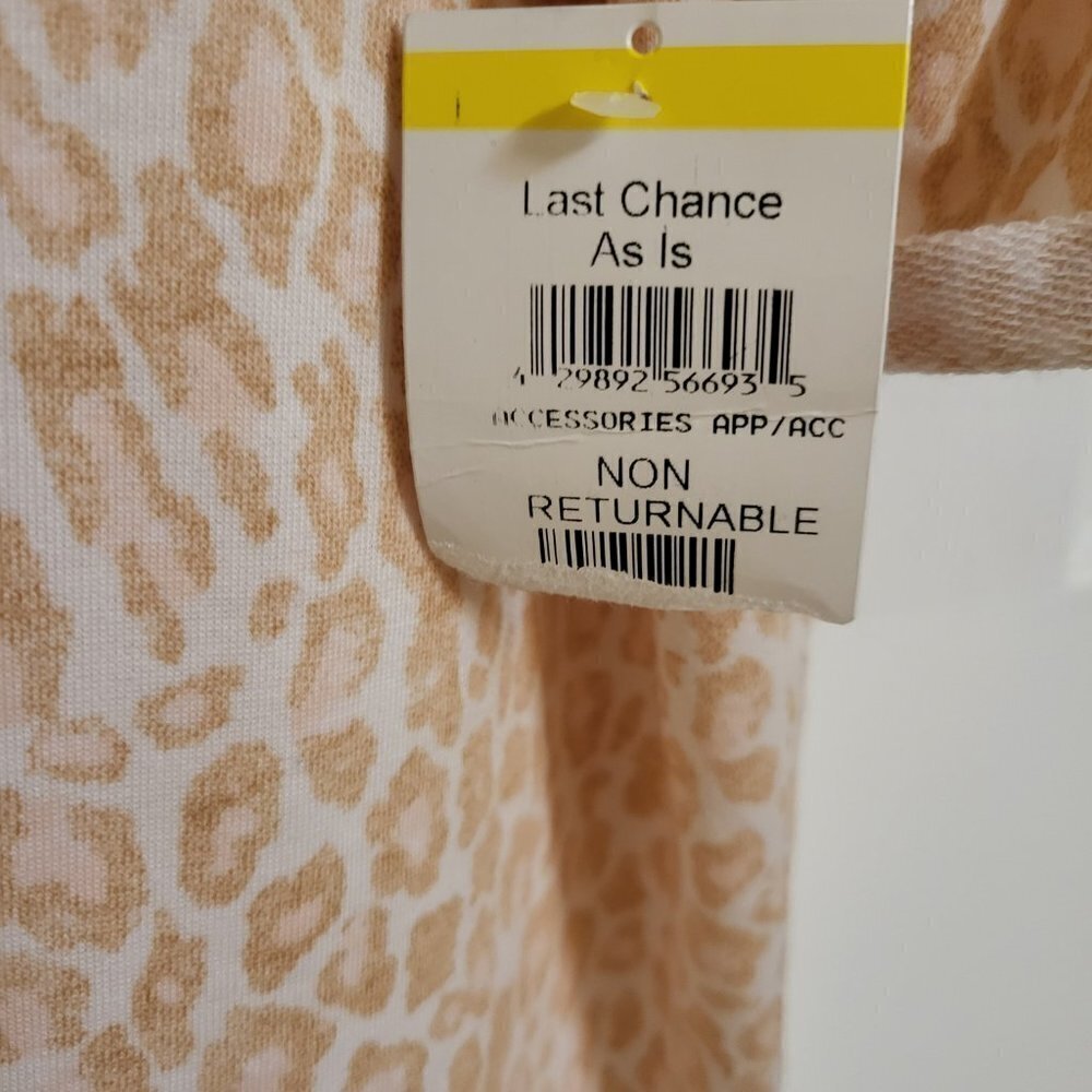 Splendid Animal Print shirt Coral and Cream Size: Small/P NWT - Picture 8 of 9